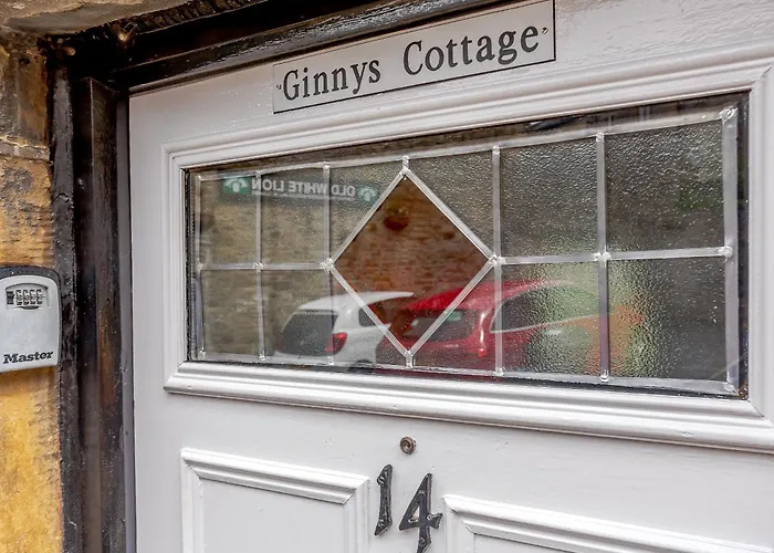 Ginnys Cottage